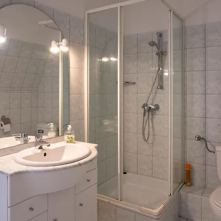 Komaromy Gyenesdiás